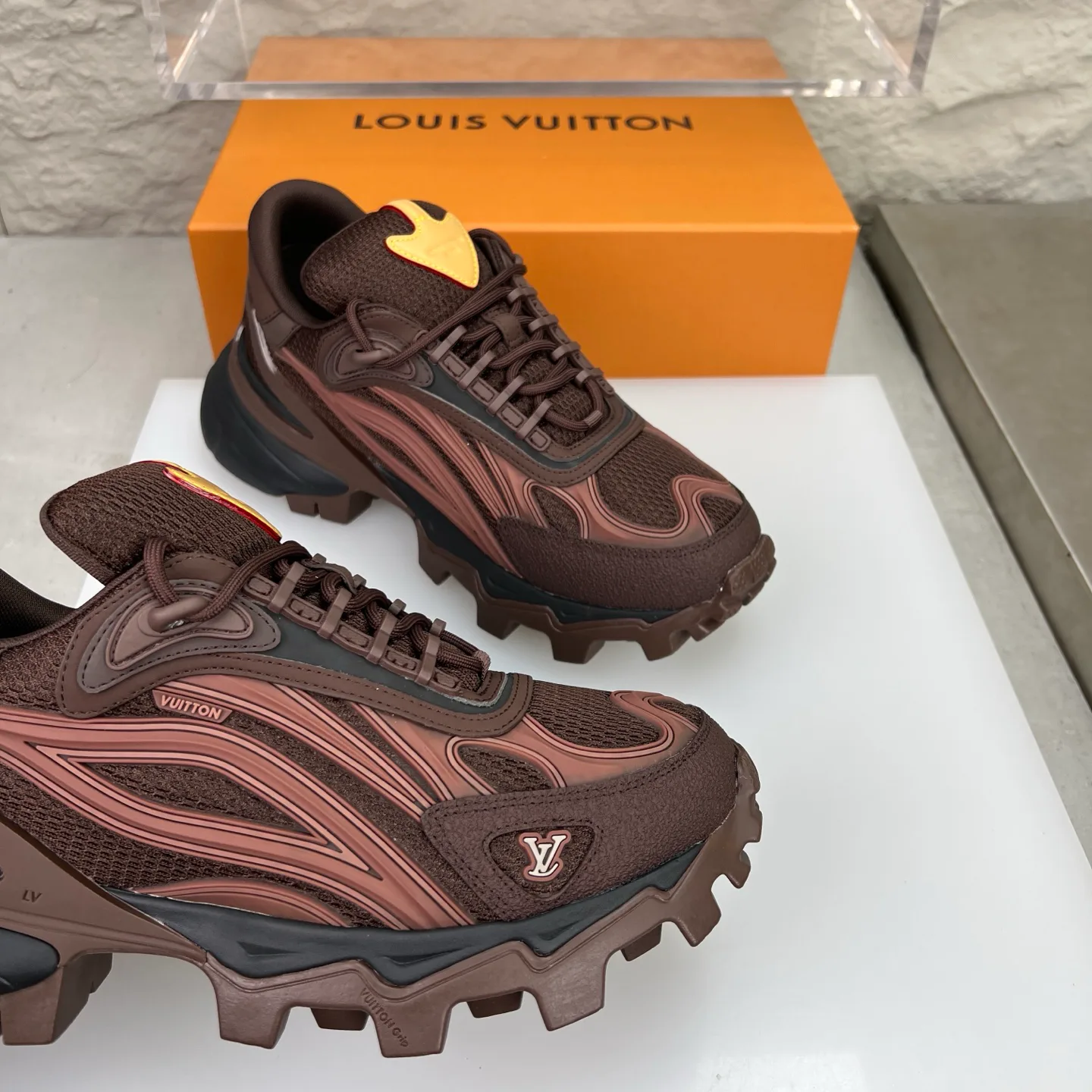 Кроссовки Мужские Louis Vuitton 11638100