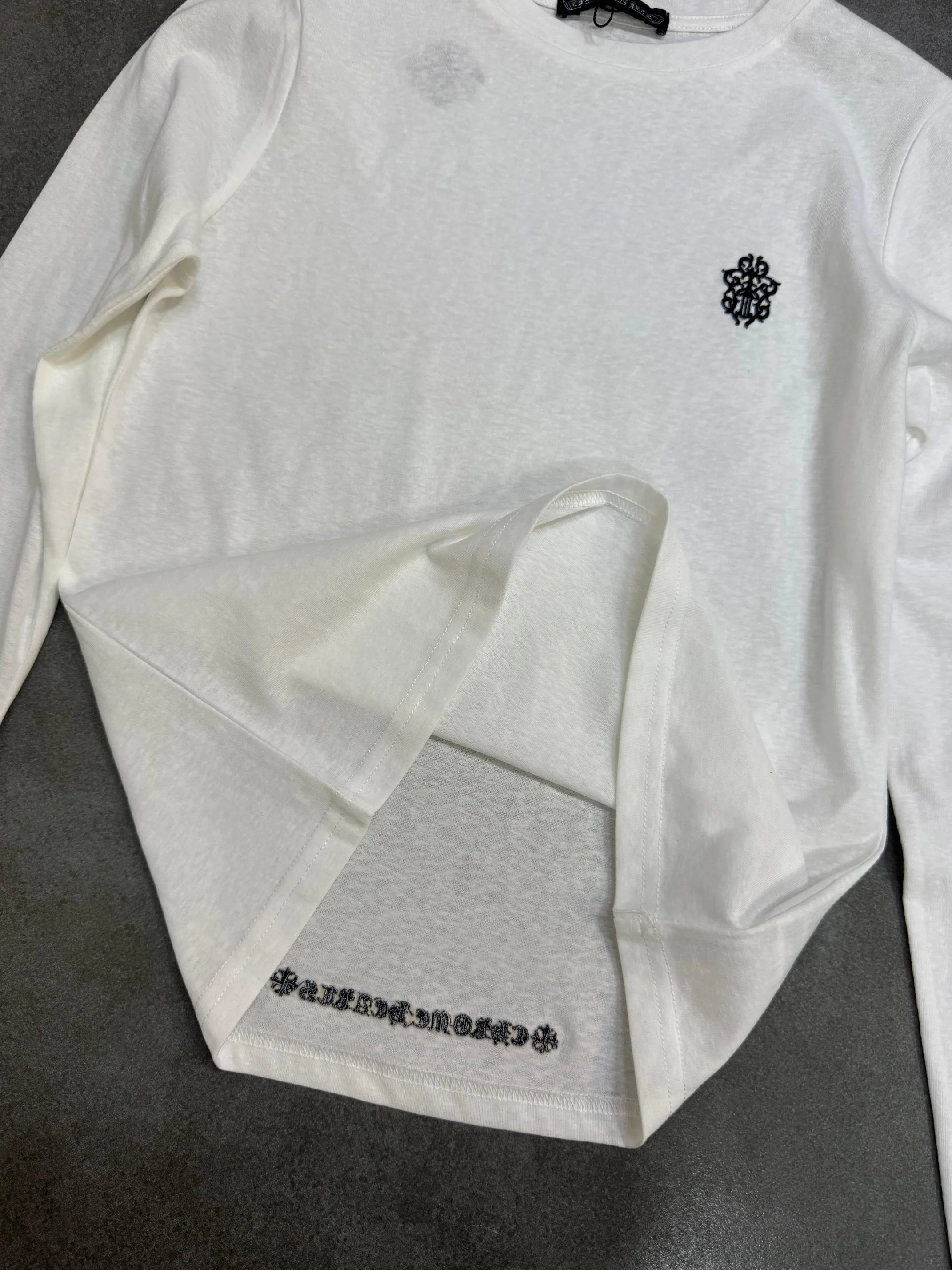 Футболки Женские Chrome Hearts 17596743
