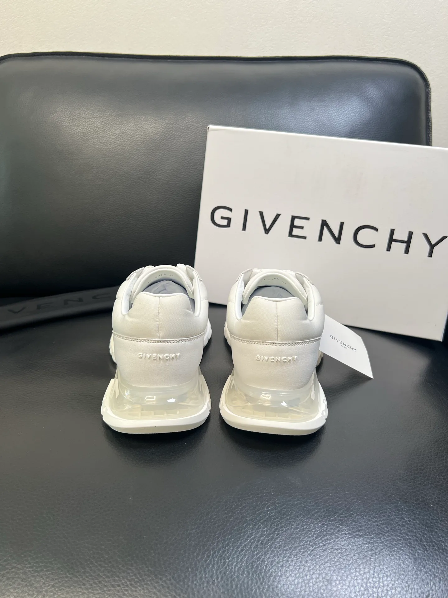 Кроссовки Мужские Givenchy 163109