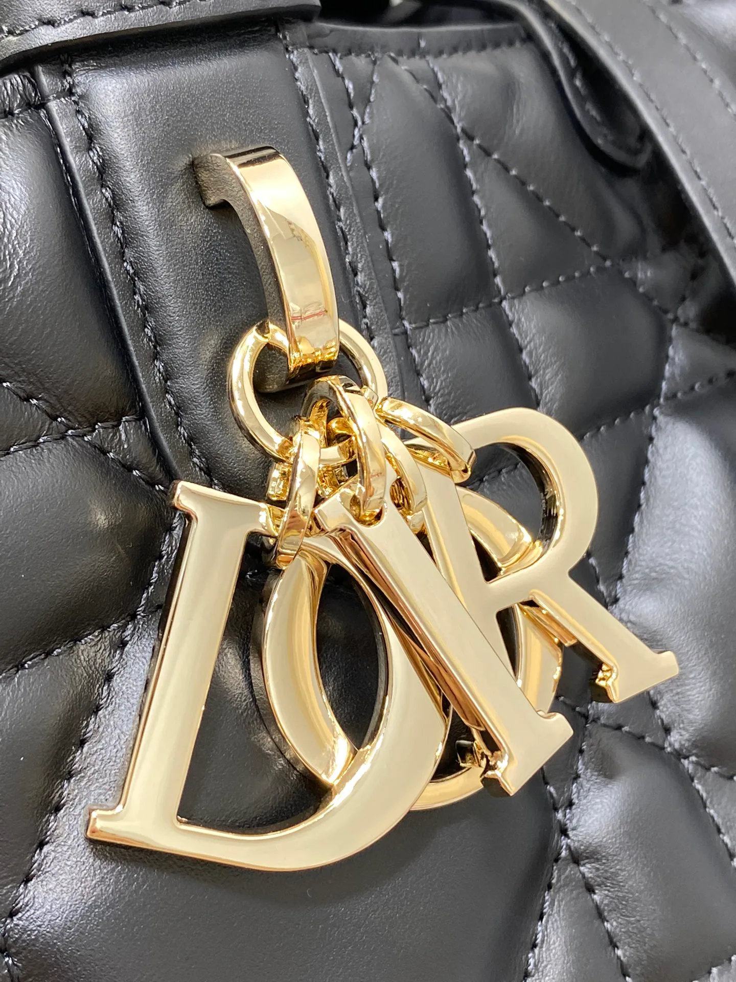 Классические Сумки Женские Christian Dior 11562713