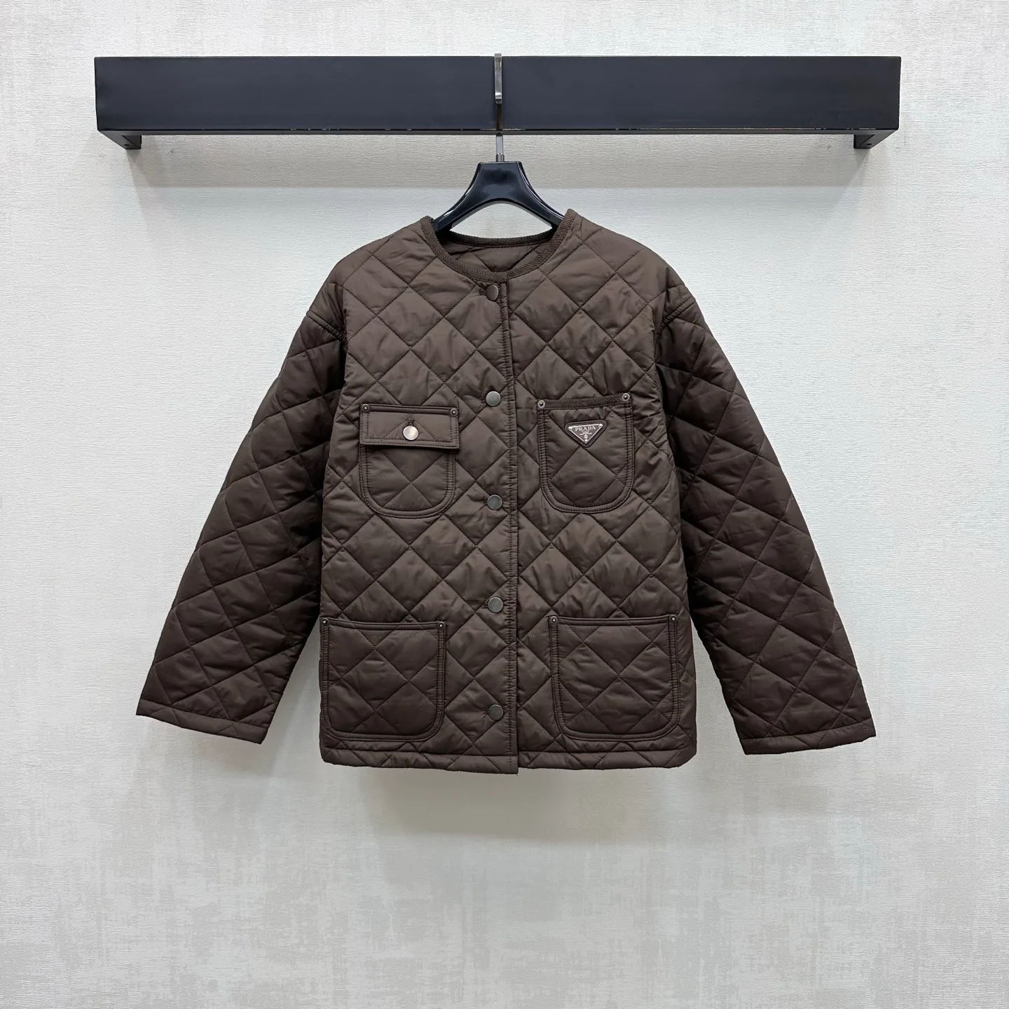 Куртки И Пуховики Женские Prada 18775149