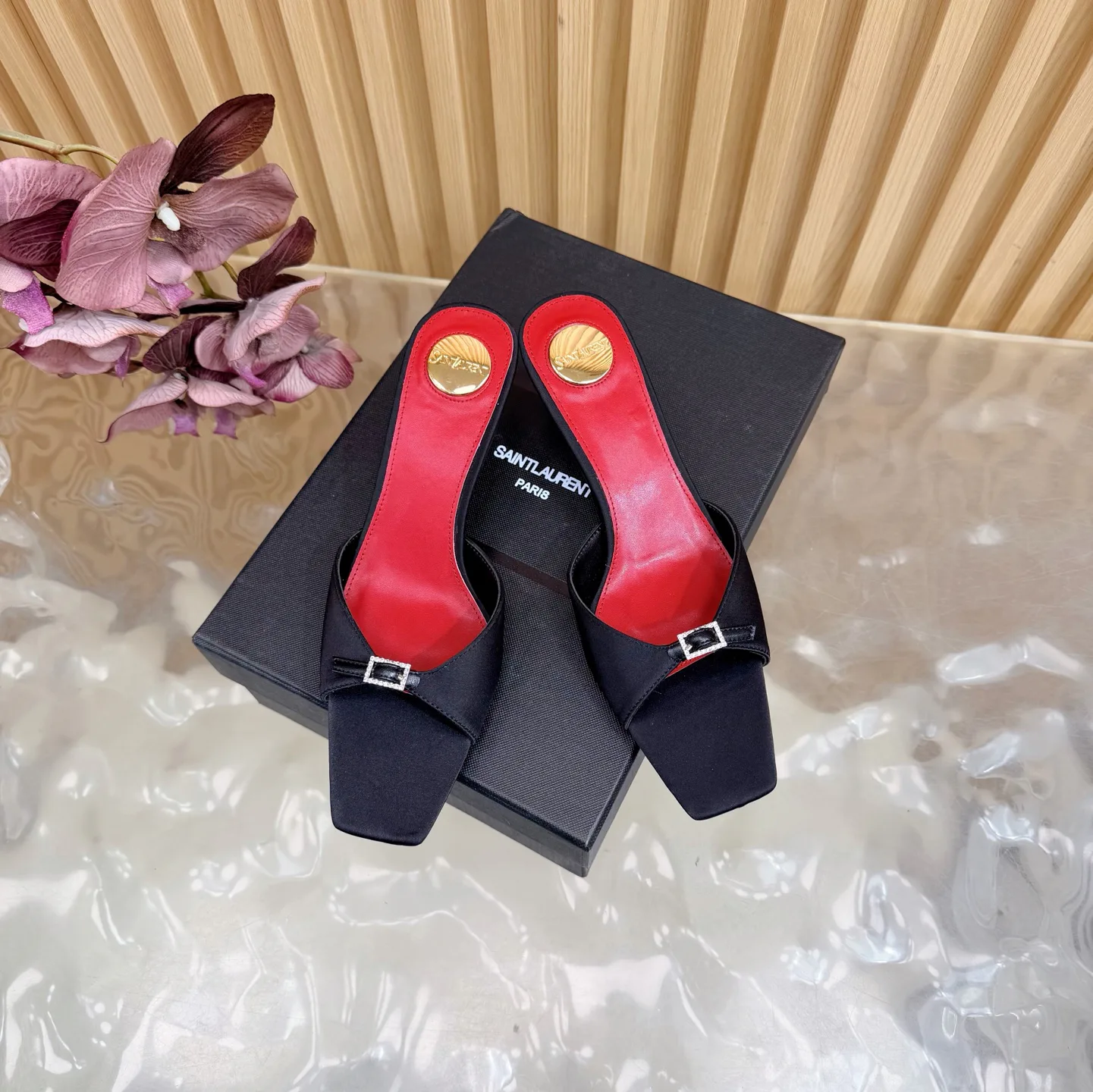 Босоножки Женские Saint Laurent 10712291