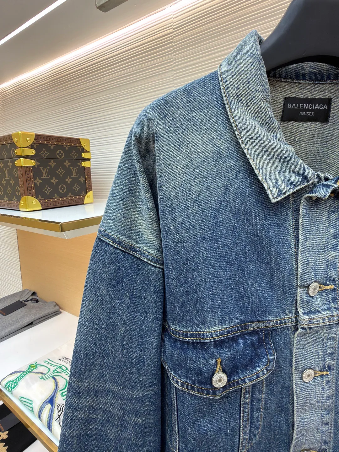 Куртки И Пуховики Мужские Balenciaga 10983753