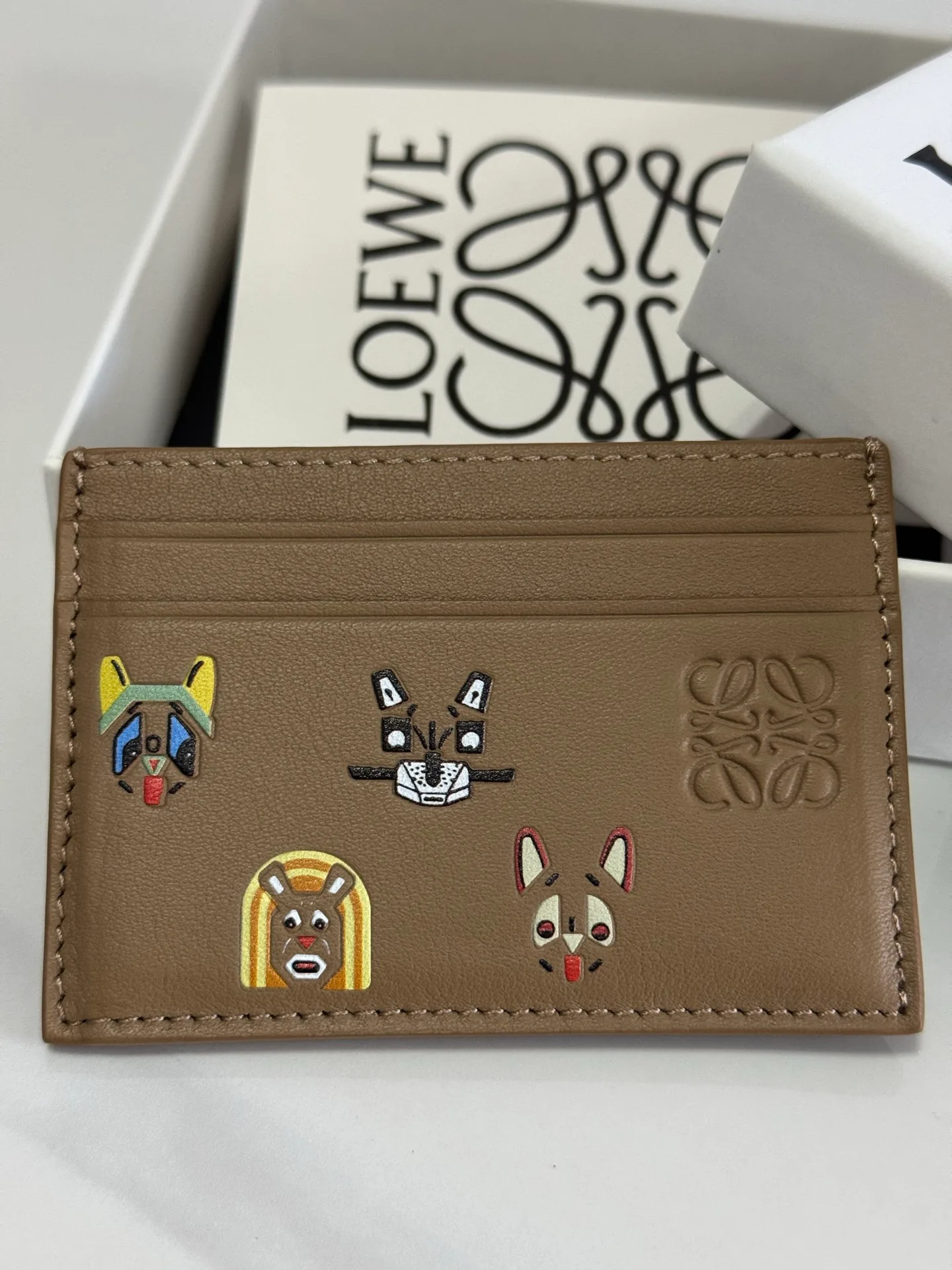 Классические Сумки Женские Loewe 11621902