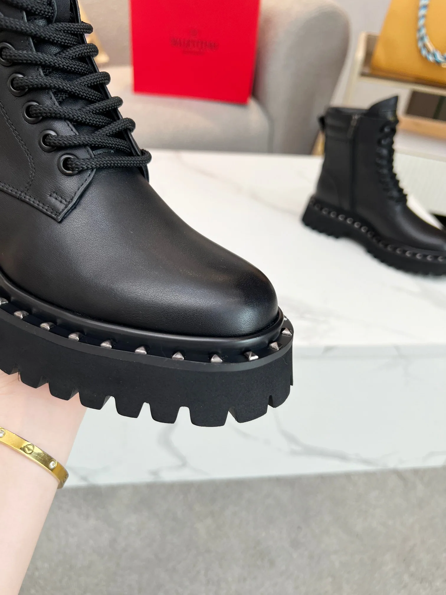 Ботинки Женские Valentino 18702835