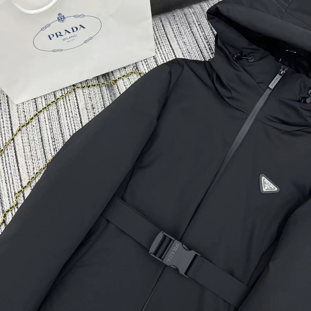 Пуховики Женские Prada 286529