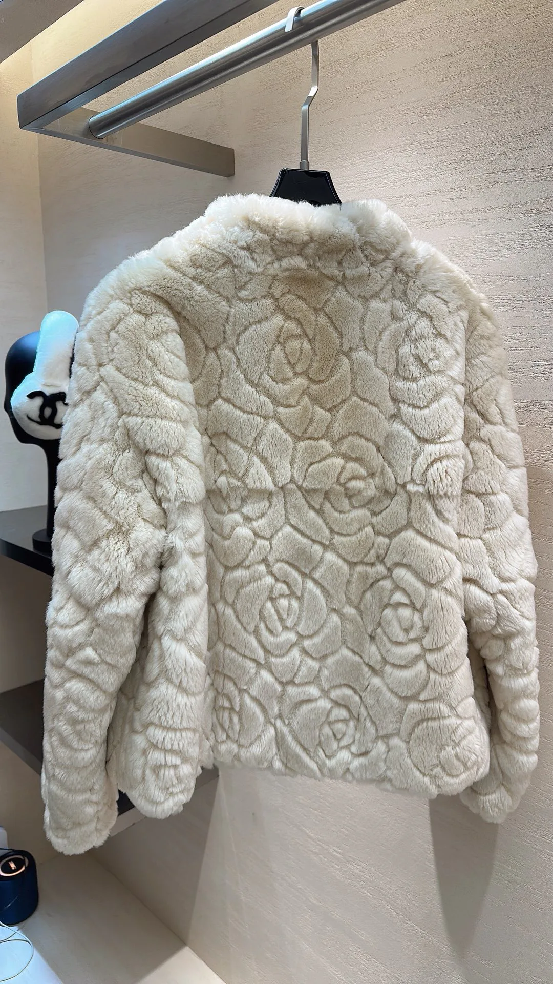 Шубы Женские Chanel 381090