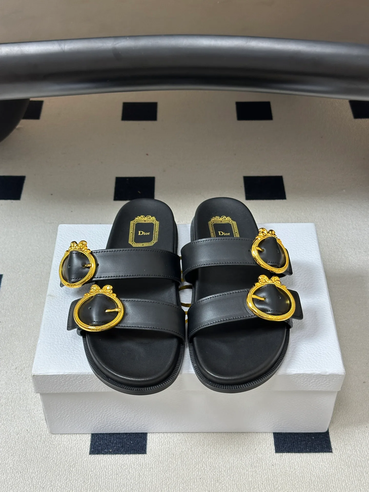Шлепанцы Женские Christian Dior 18049371