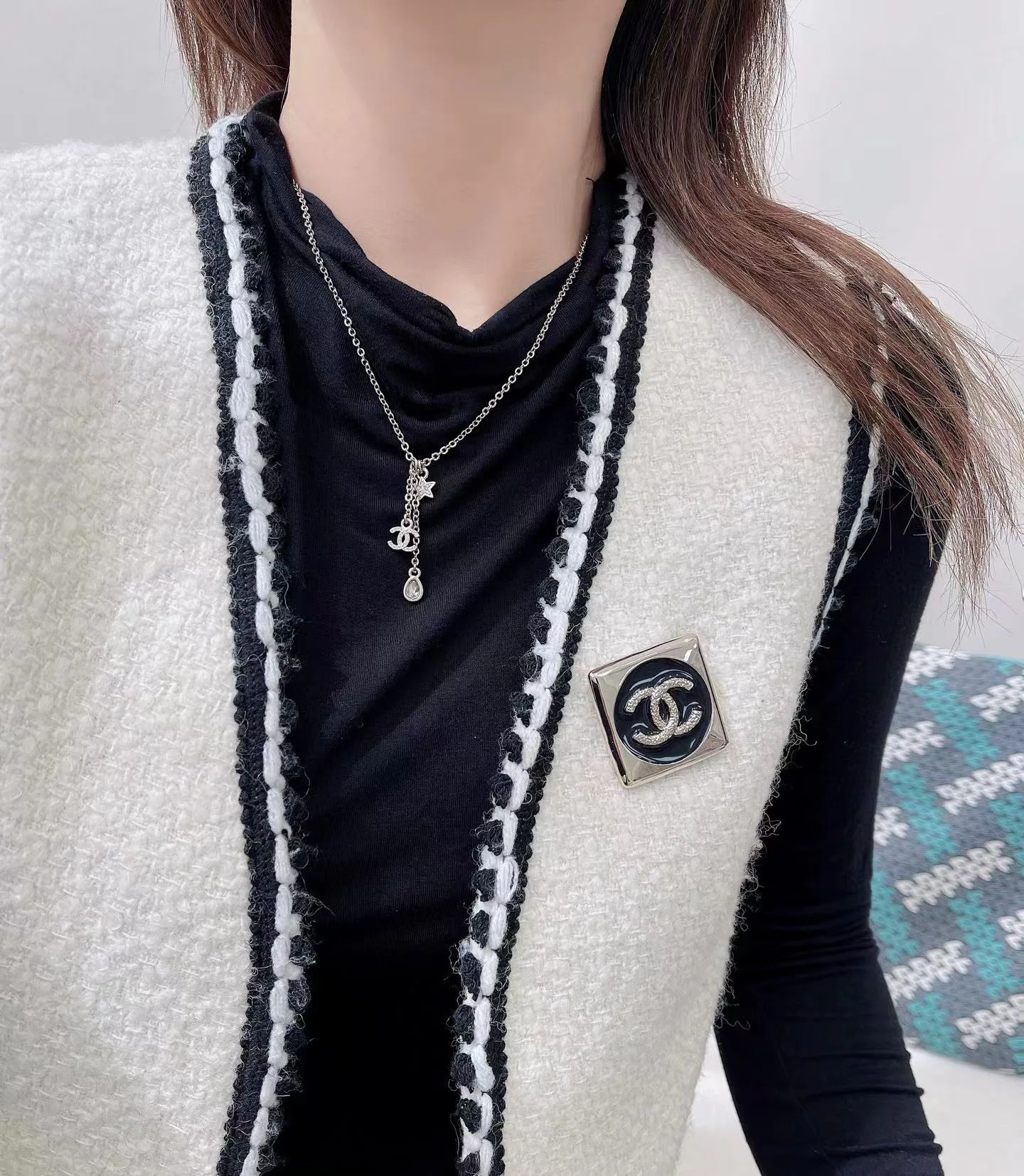 Бижутерия Chanel 693419