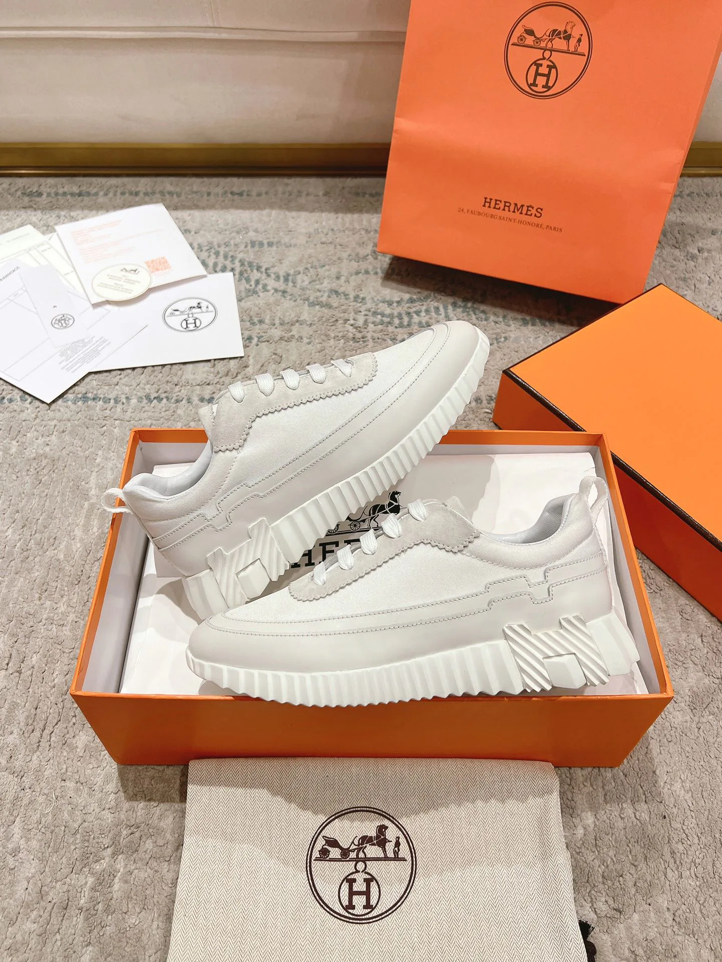Кроссовки Женские Hermes 11738632