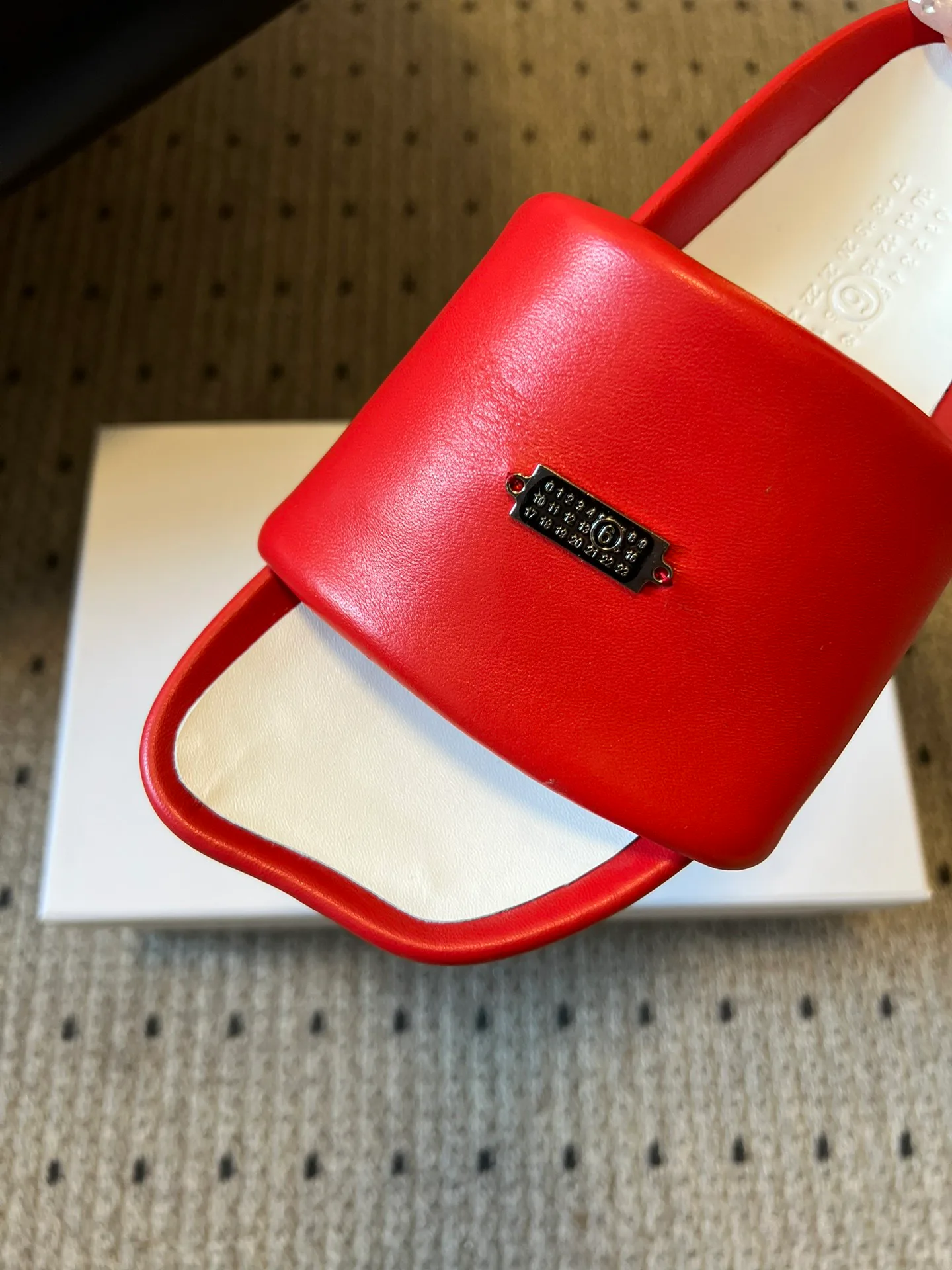 Шлепанцы Женские Maison Margiela 4727105