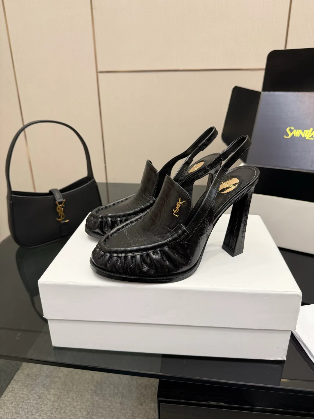 Босоножки Женские Saint Laurent 11239866