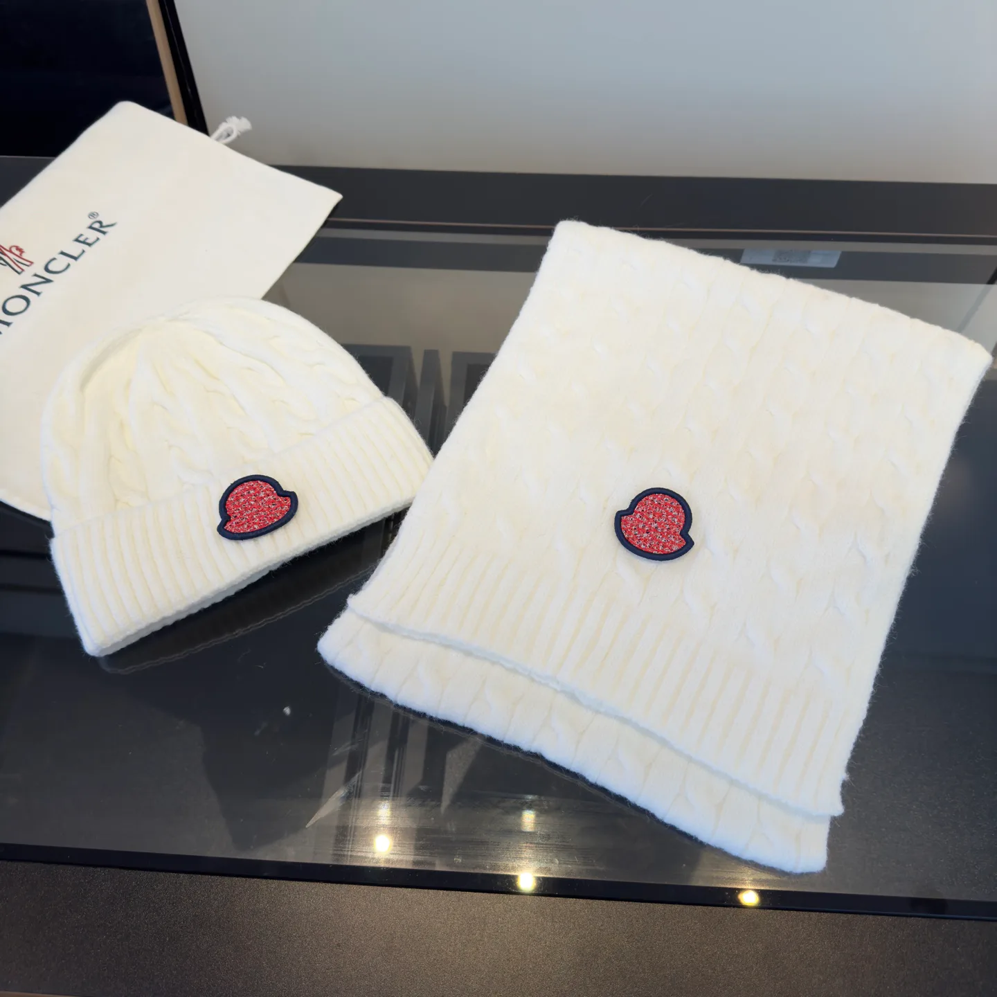 Шарфы Moncler 663357