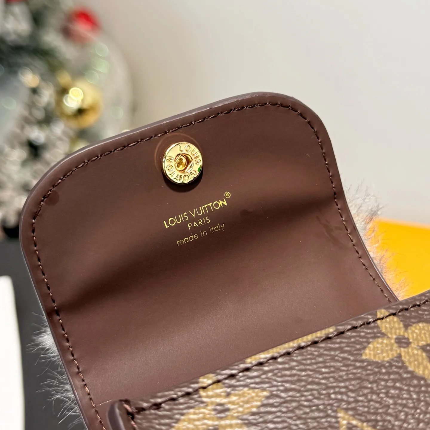 Ключницы Louis Vuitton 17886408