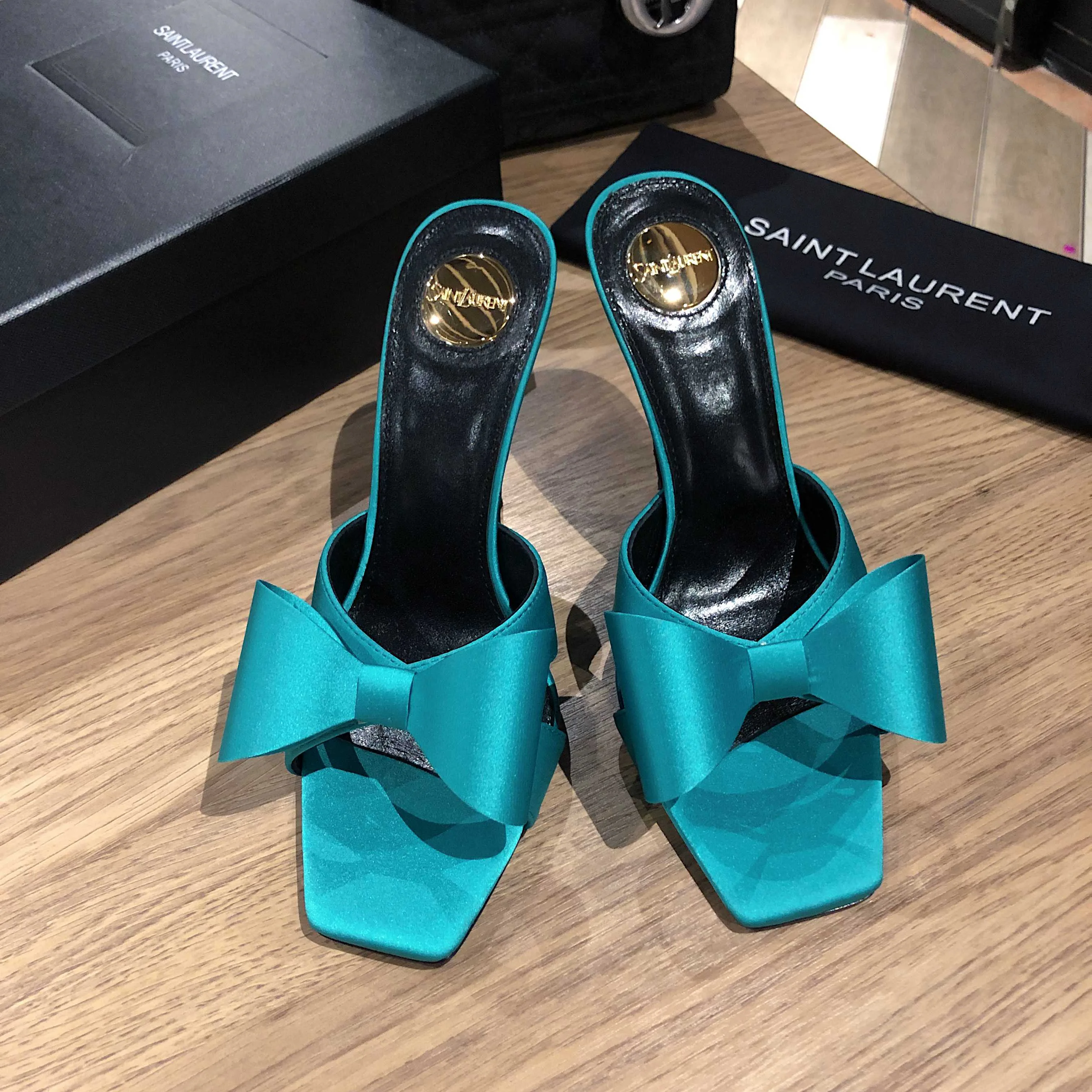 Босоножки Женские Saint Laurent 11220492