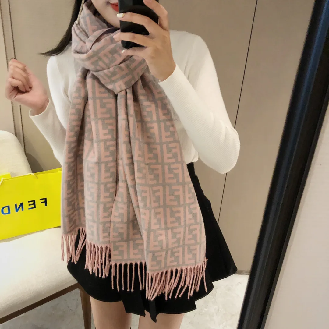 Шарфы Fendi 1242363