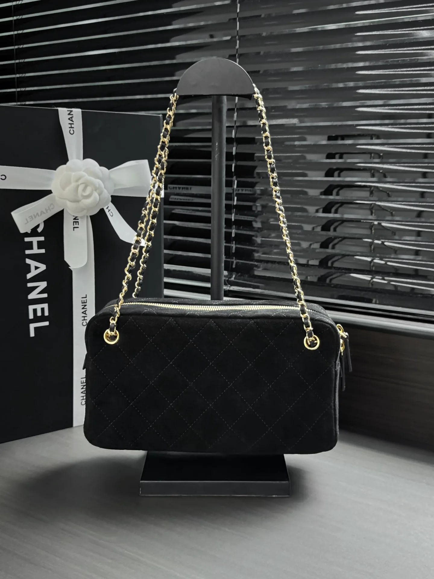 Классические Сумки Женские Chanel 18147997