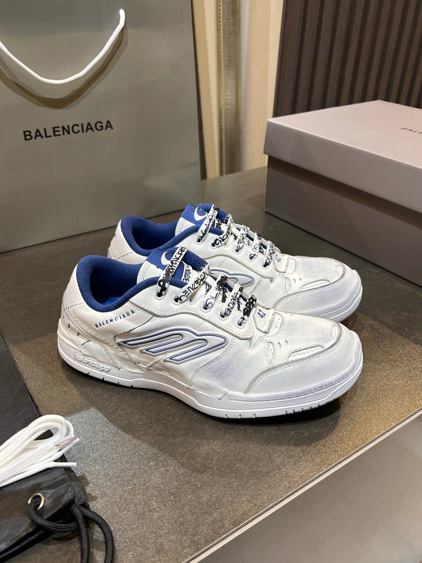 Кроссовки Женские Balenciaga 466887