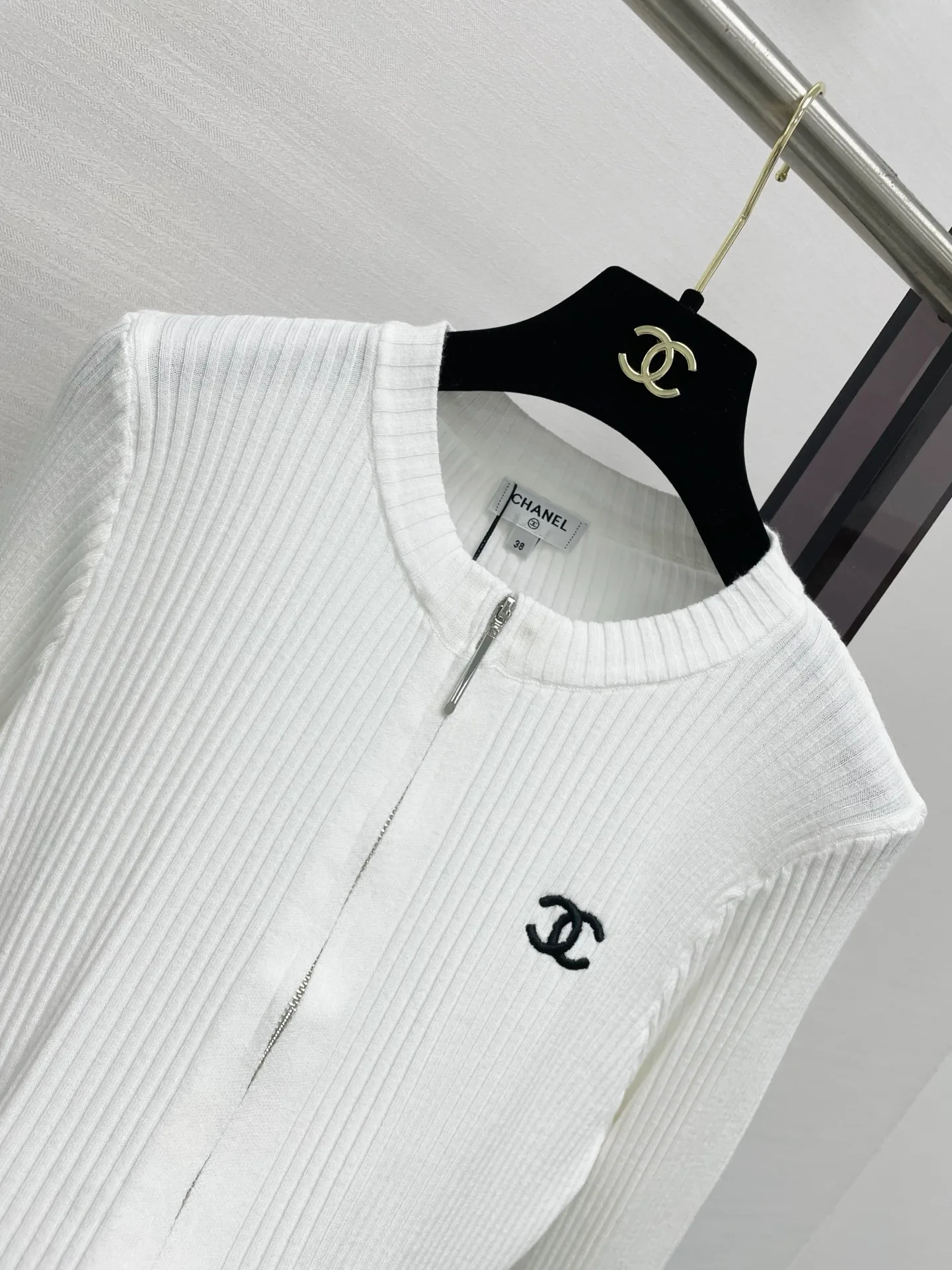 Джемперы И Свитеры Женские Chanel 18138414
