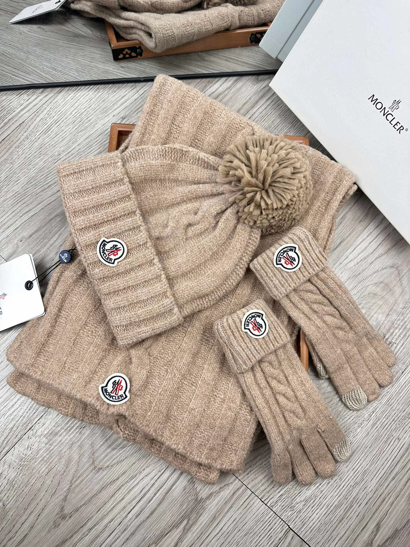 Шарфы Moncler 318484