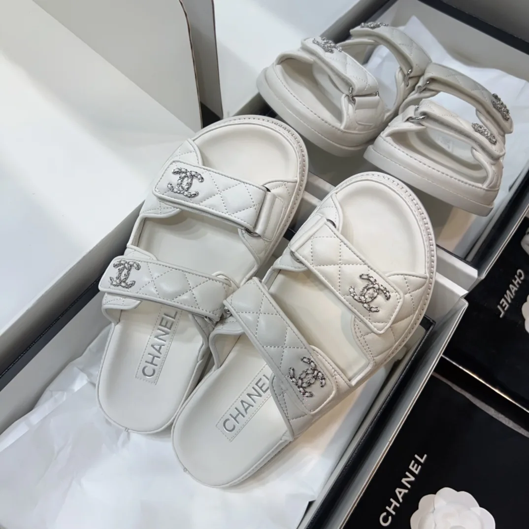 Шлепанцы Женские Chanel 11233798