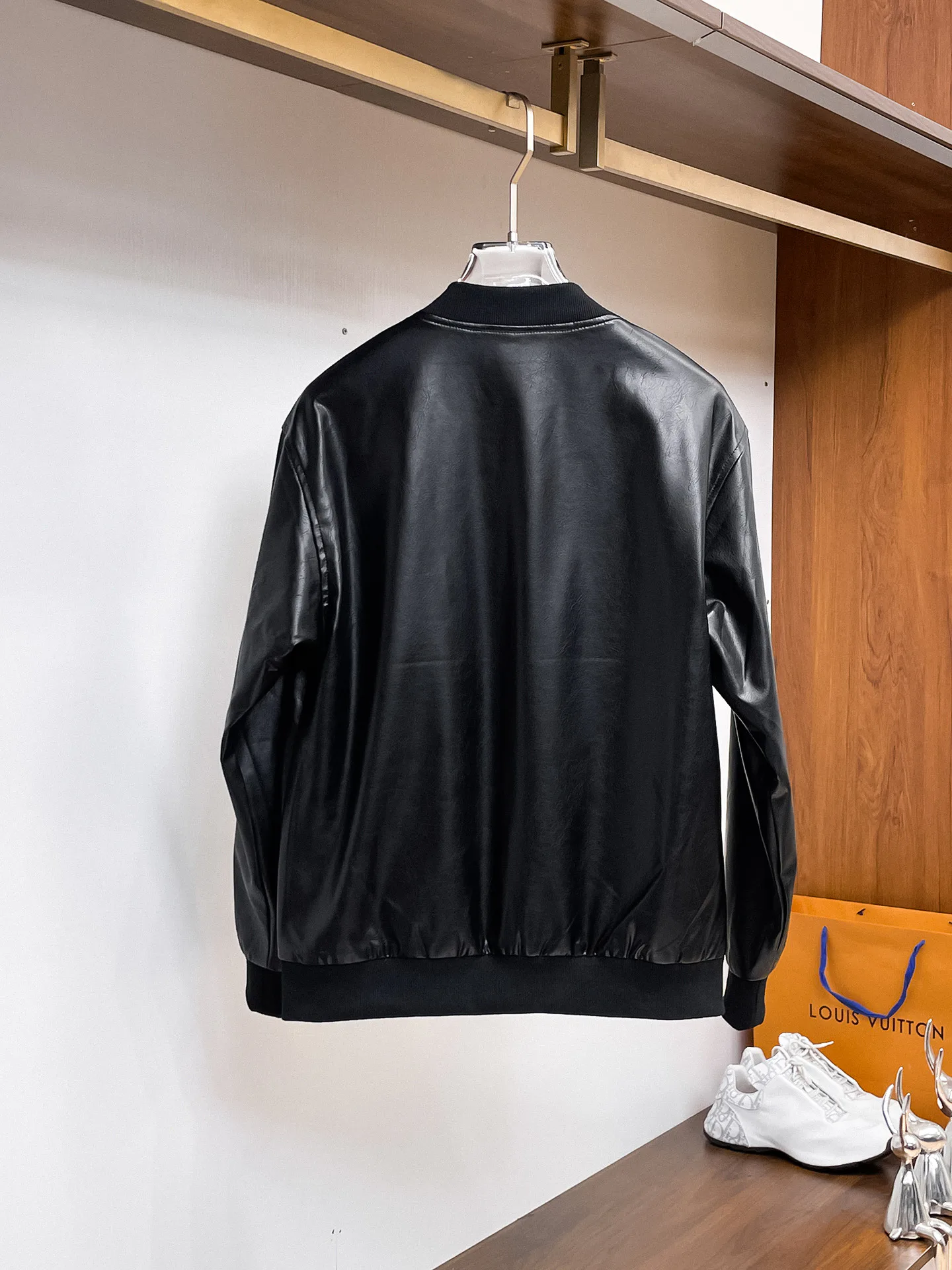 Кожаные Куртки И Дублёнки Мужские Louis Vuitton 18197256