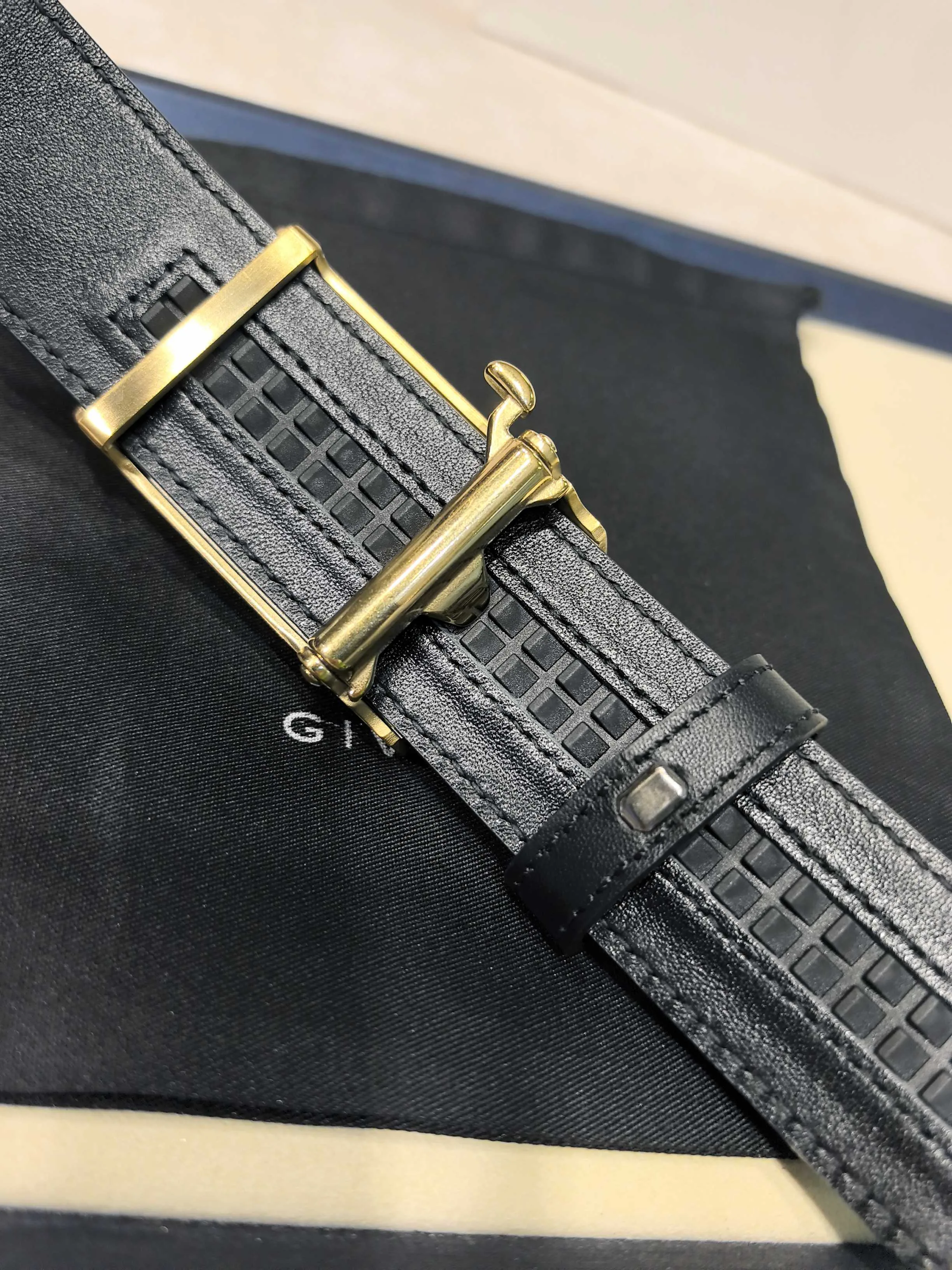 Ремни Givenchy 832194