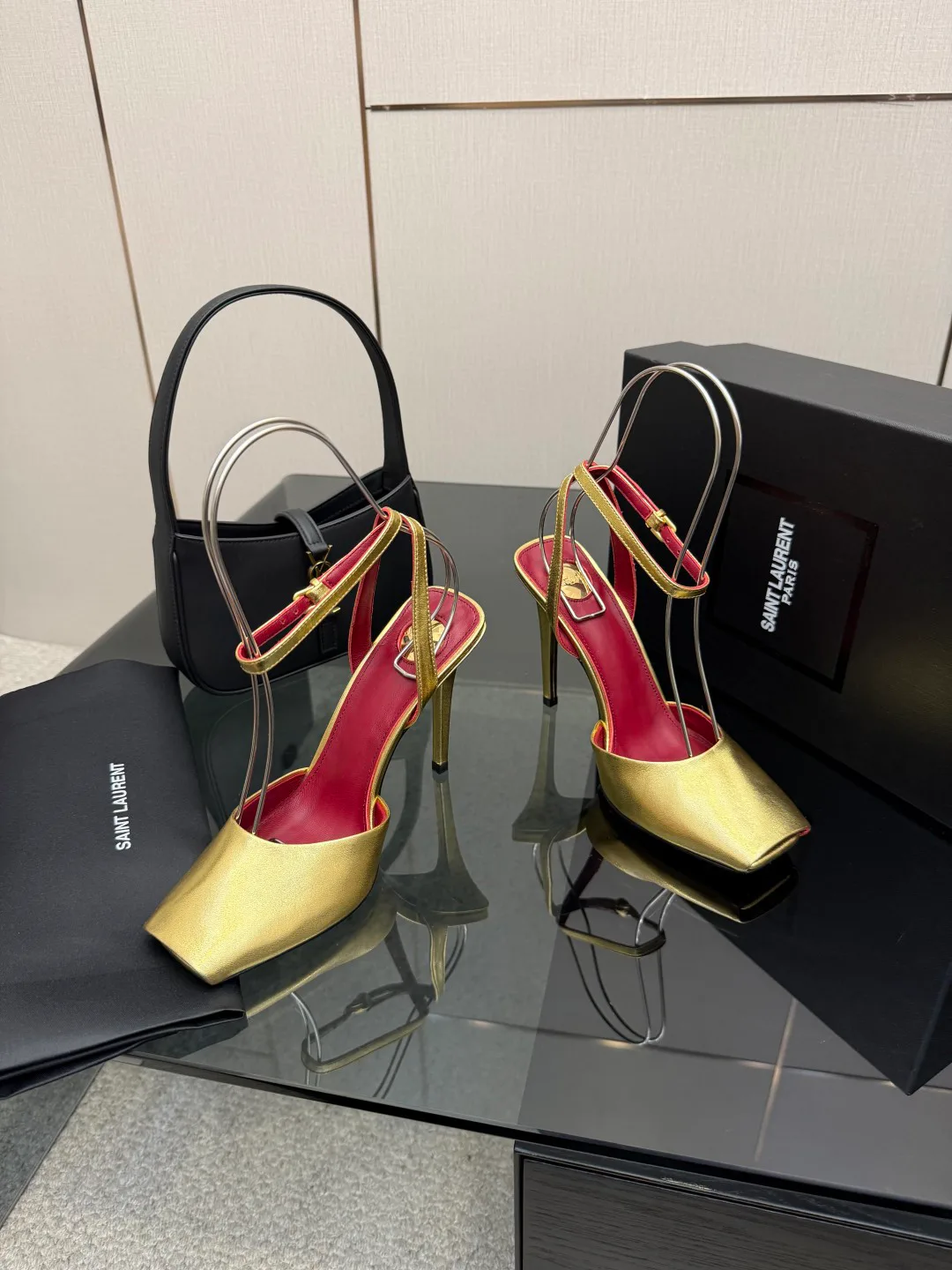 Туфли Женские Saint Laurent 708440