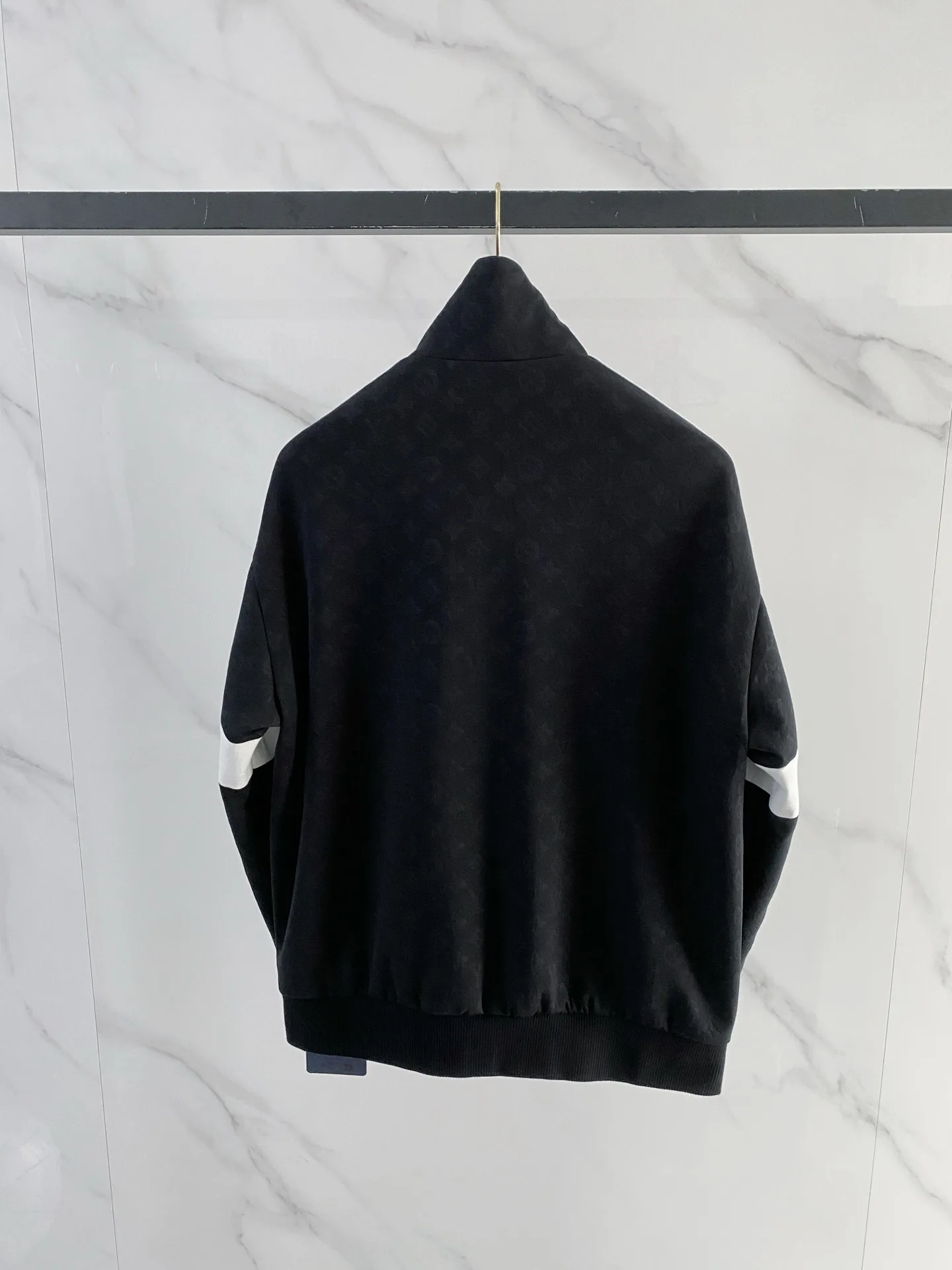 Куртки И Пуховики Мужские Louis Vuitton 11664859