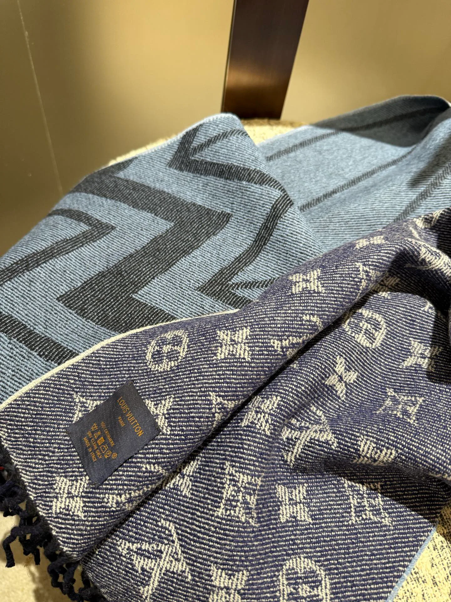 Шарфы Louis Vuitton 463863