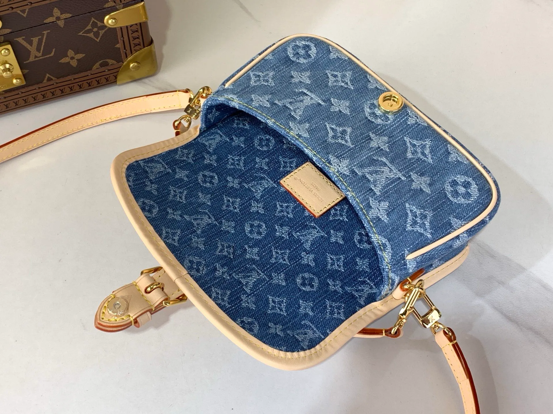 Сумки На Ремне Женские Louis Vuitton 13455895