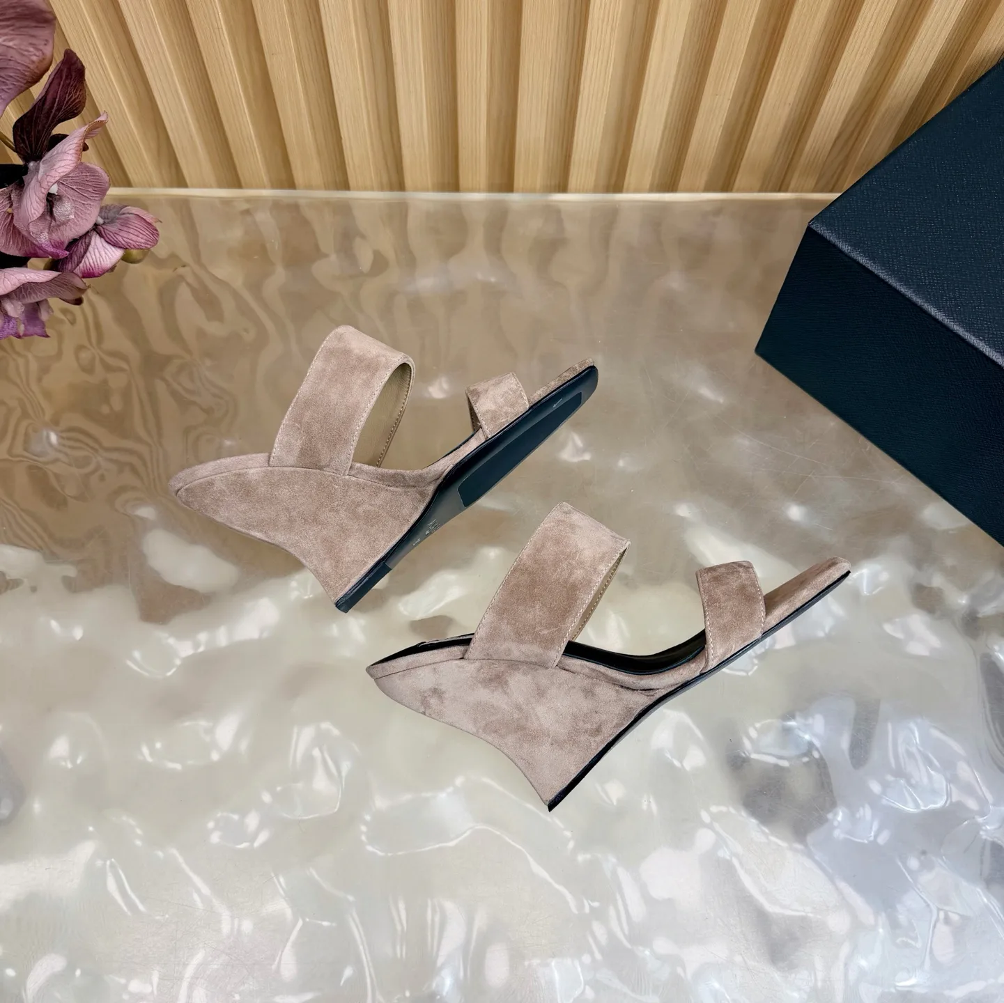 Босоножки Женские Alaia 11065094