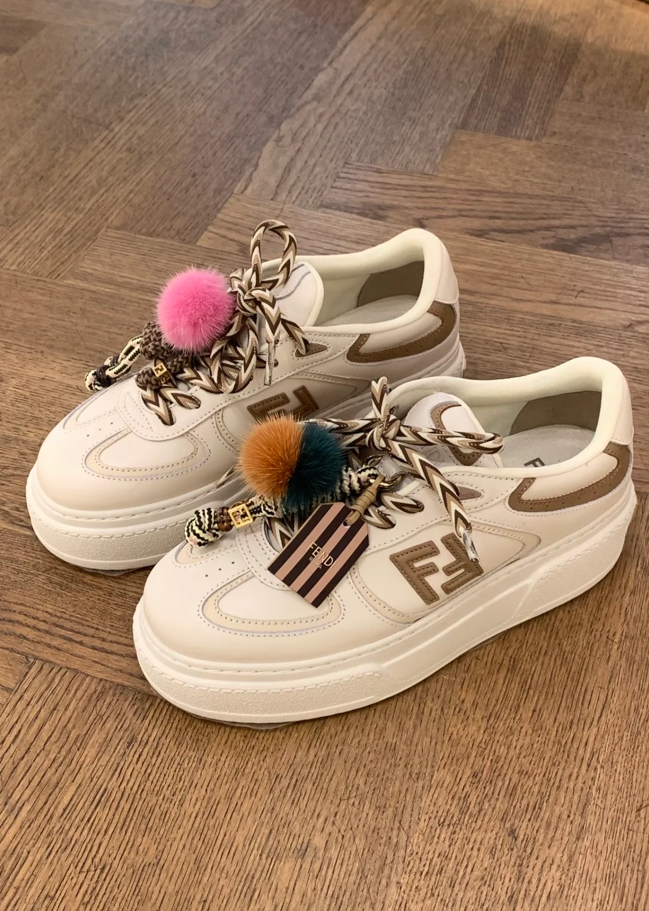 Кроссовки Женские Fendi 18080495