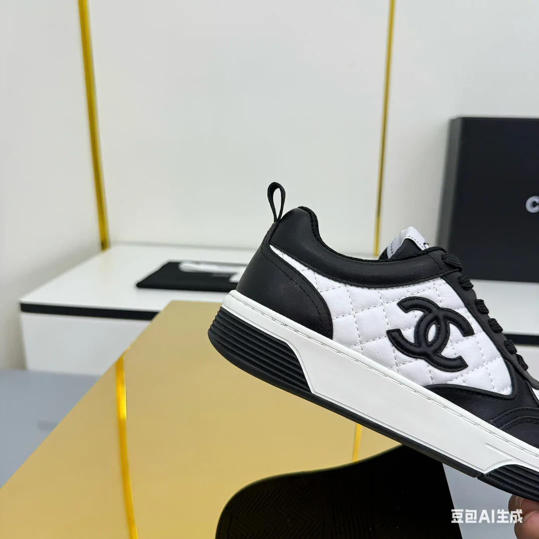 Кроссовки Женские Chanel 4502741