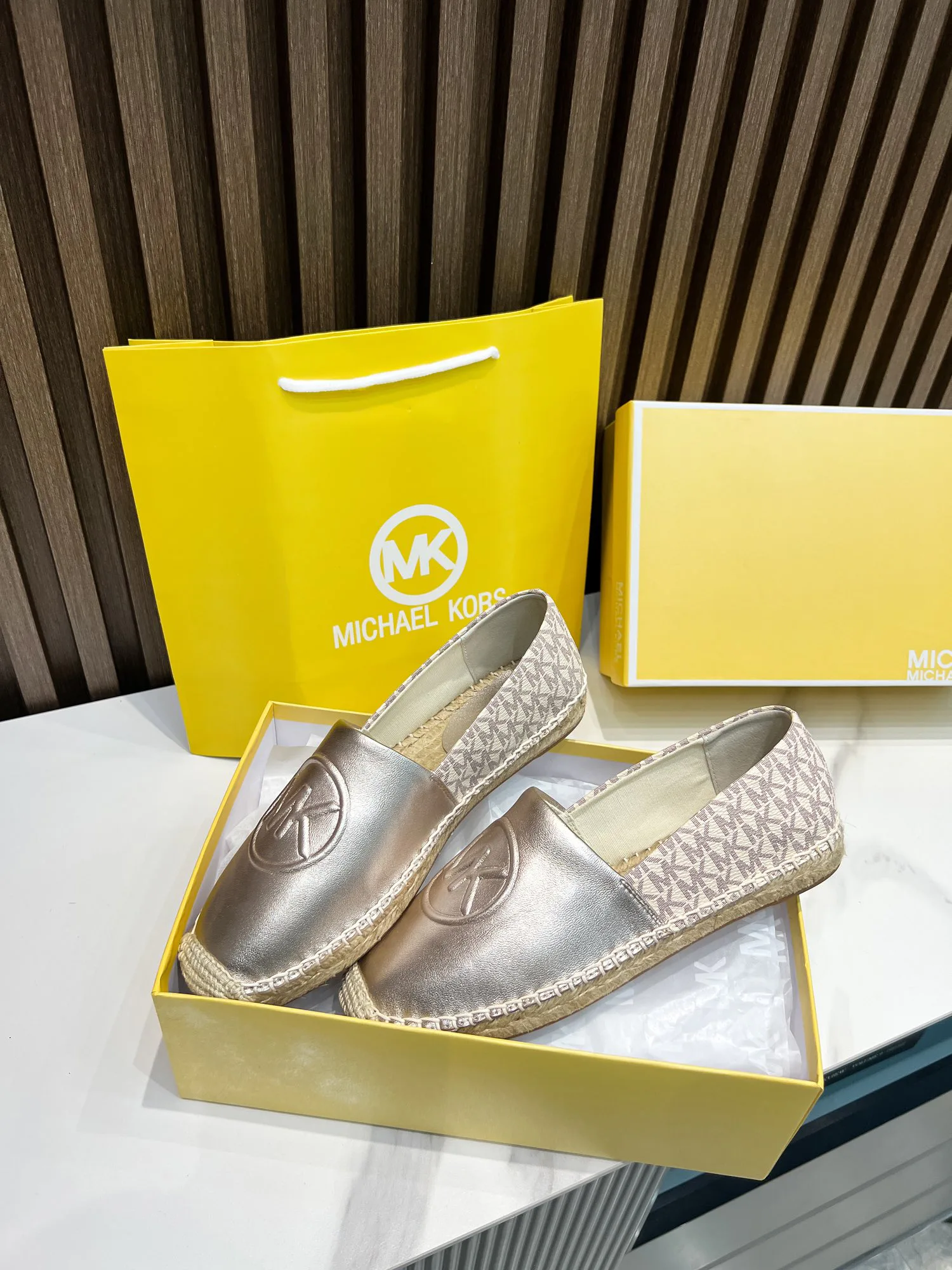 Слипоны Женские Tory Burch 1216579