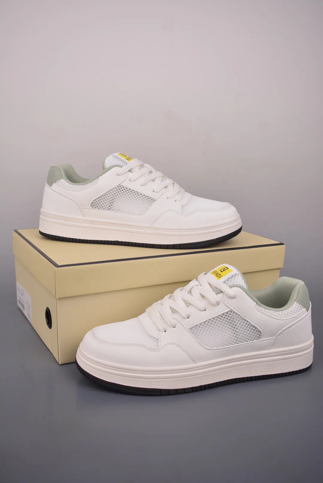 Кроссовки Мужские Fendi 13249599