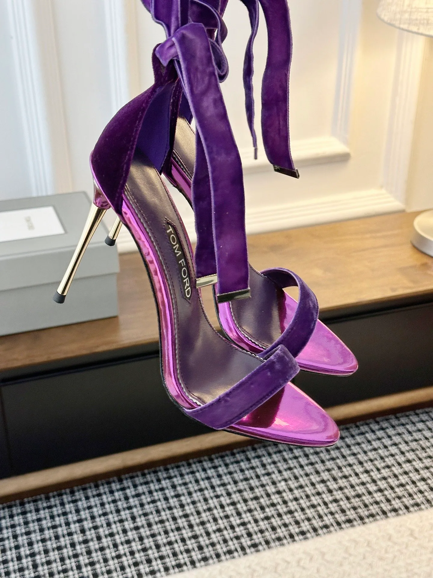 Босоножки Женские Tom Ford 11416253