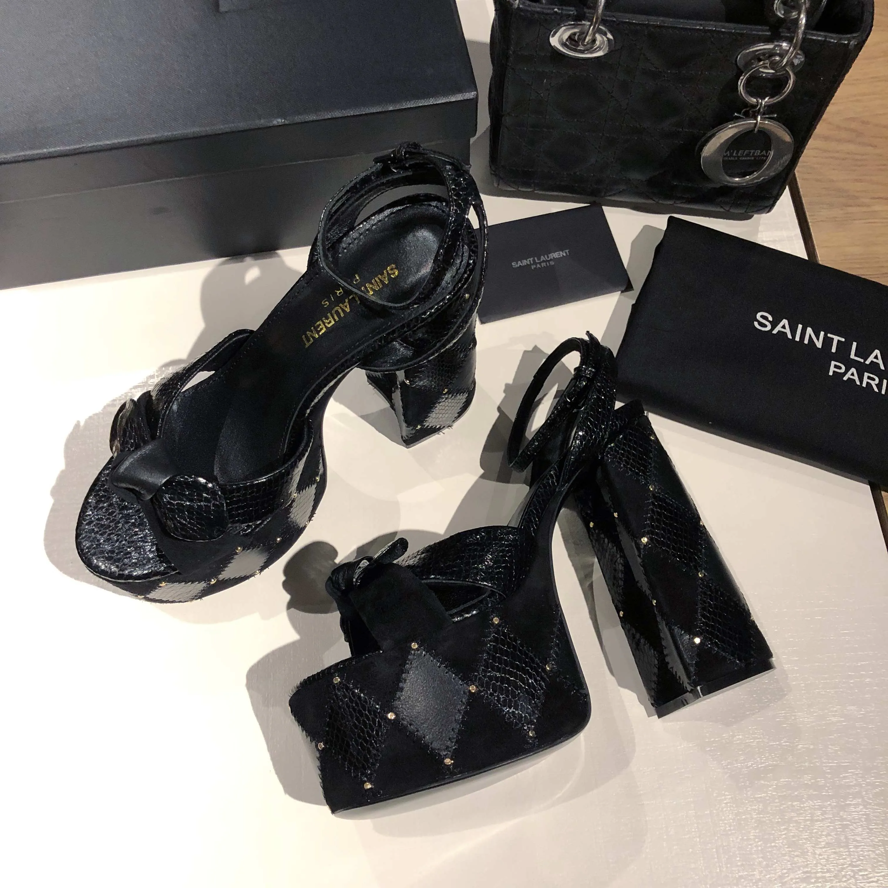 Босоножки Женские Saint Laurent 11220442