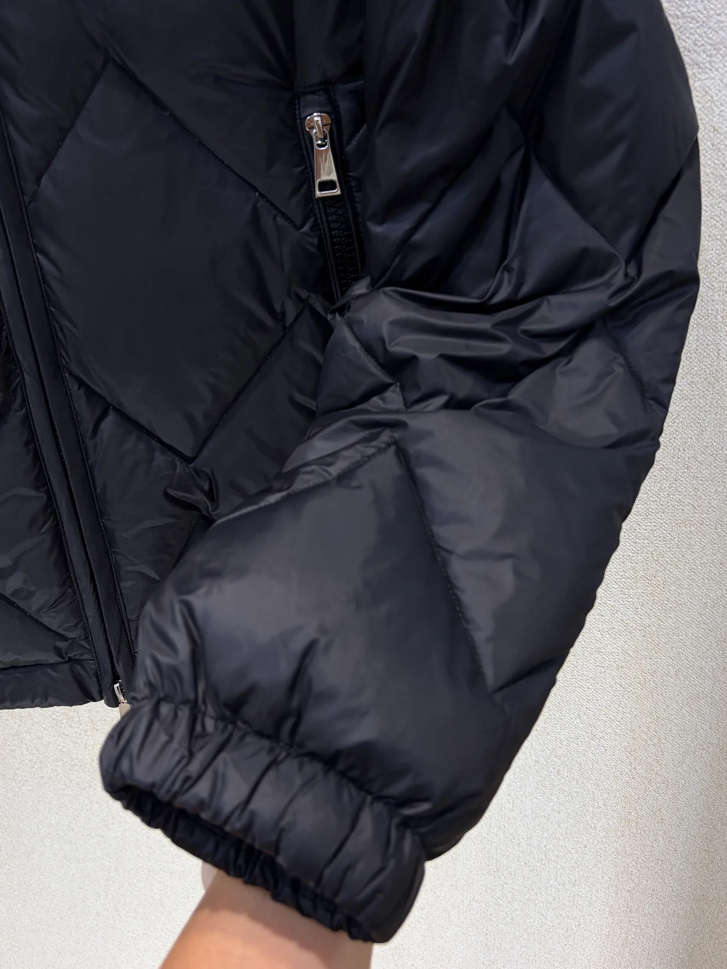 Куртки И Пуховики Женские Moncler 18721628