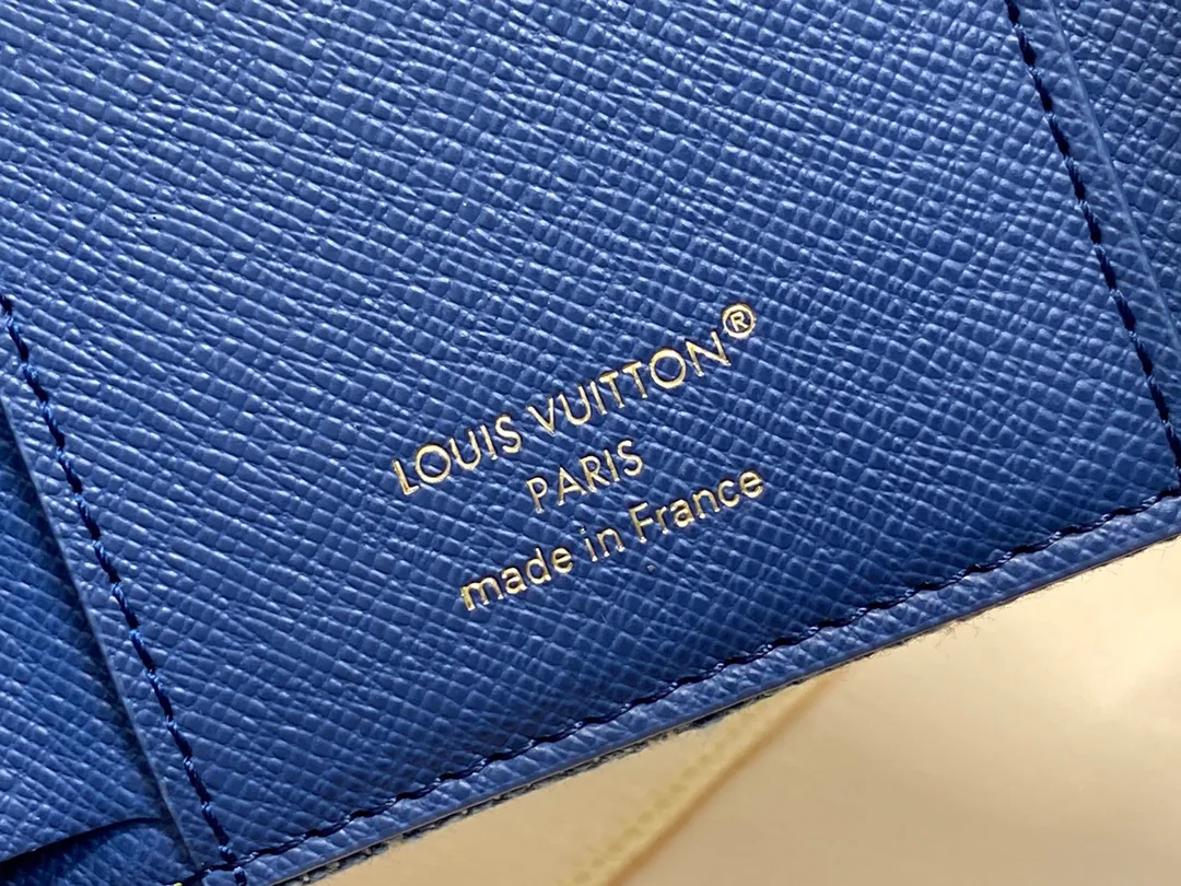 Клатчи Женские Louis Vuitton 11778092