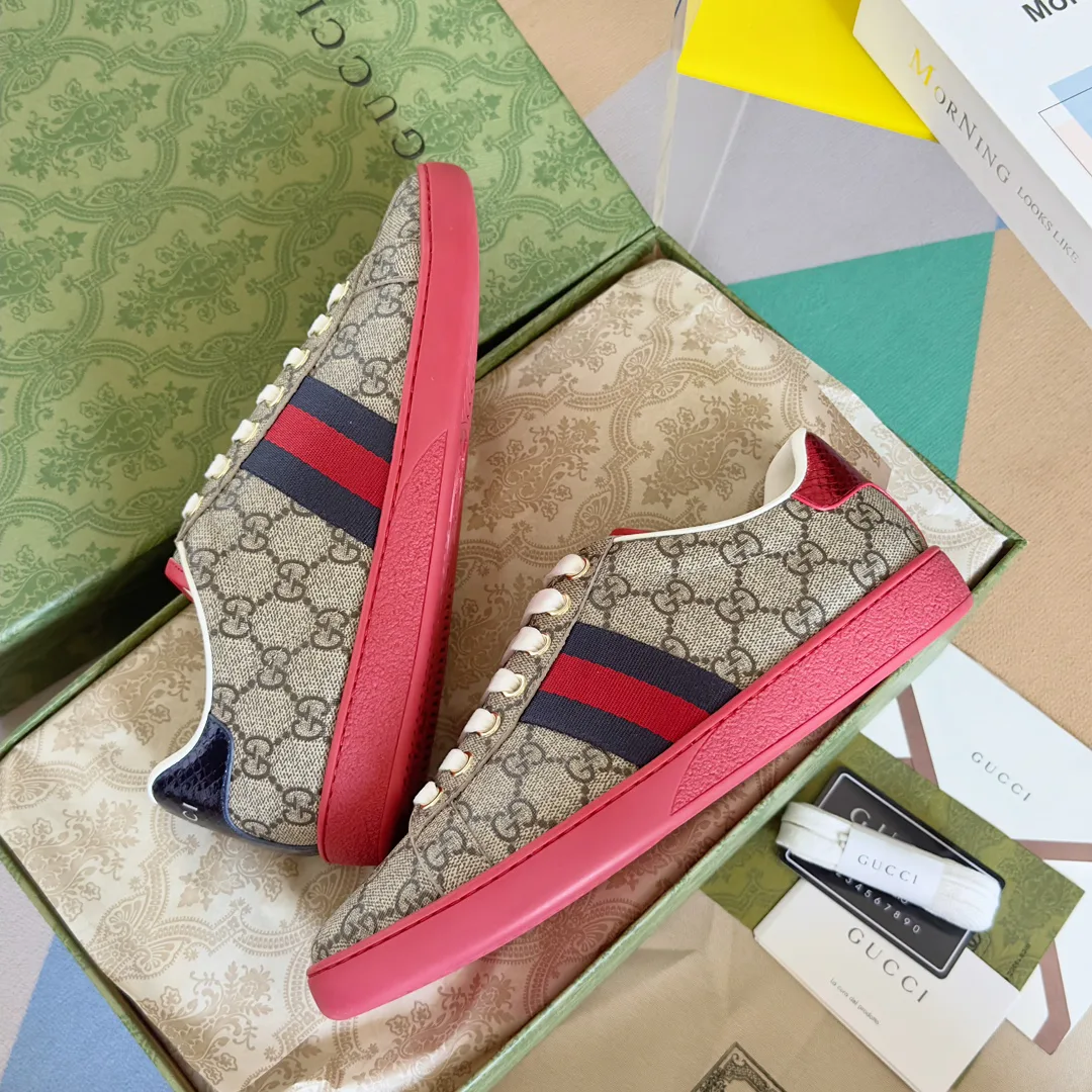 Кроссовки Женские Gucci 17620401