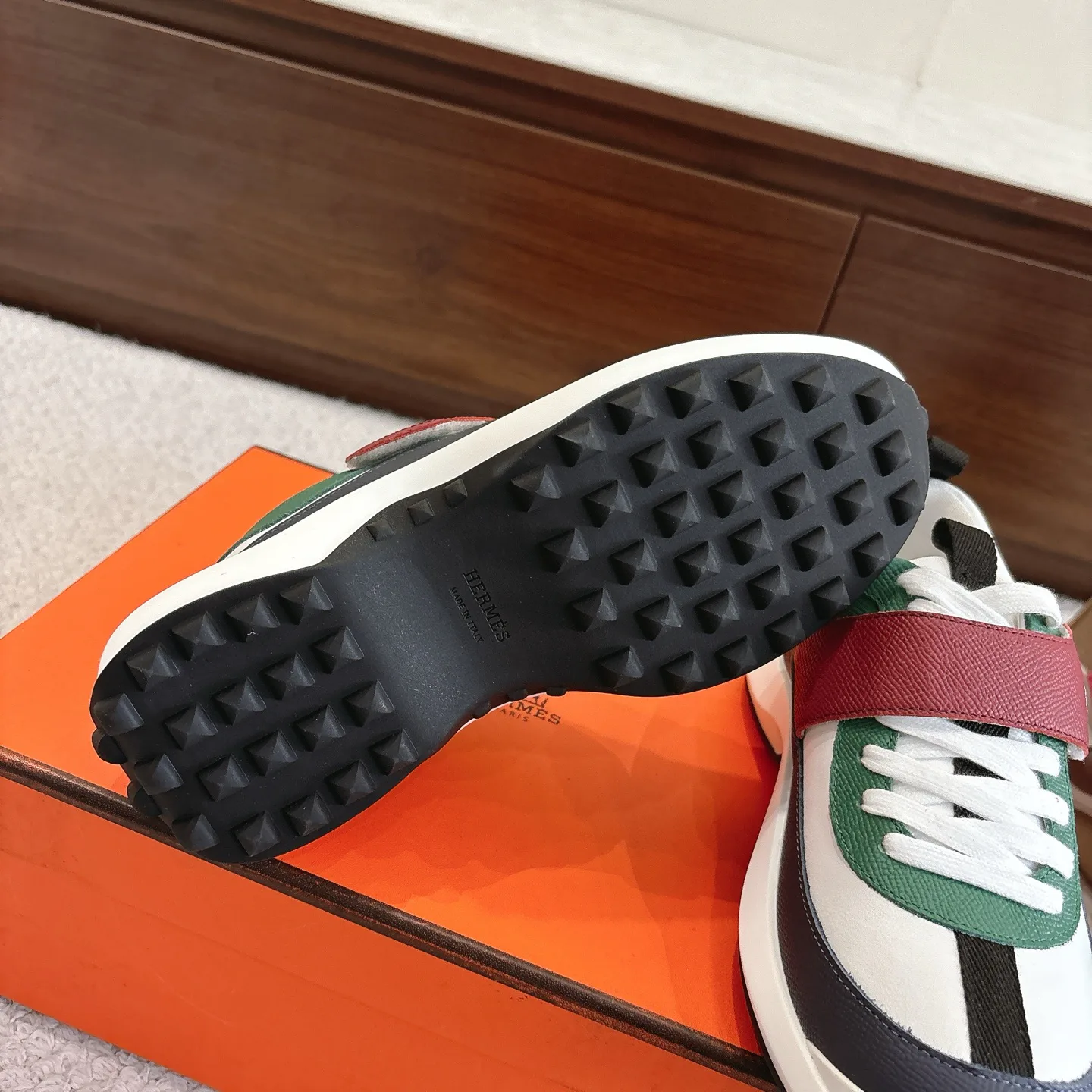 Кроссовки Женские Hermes 347648