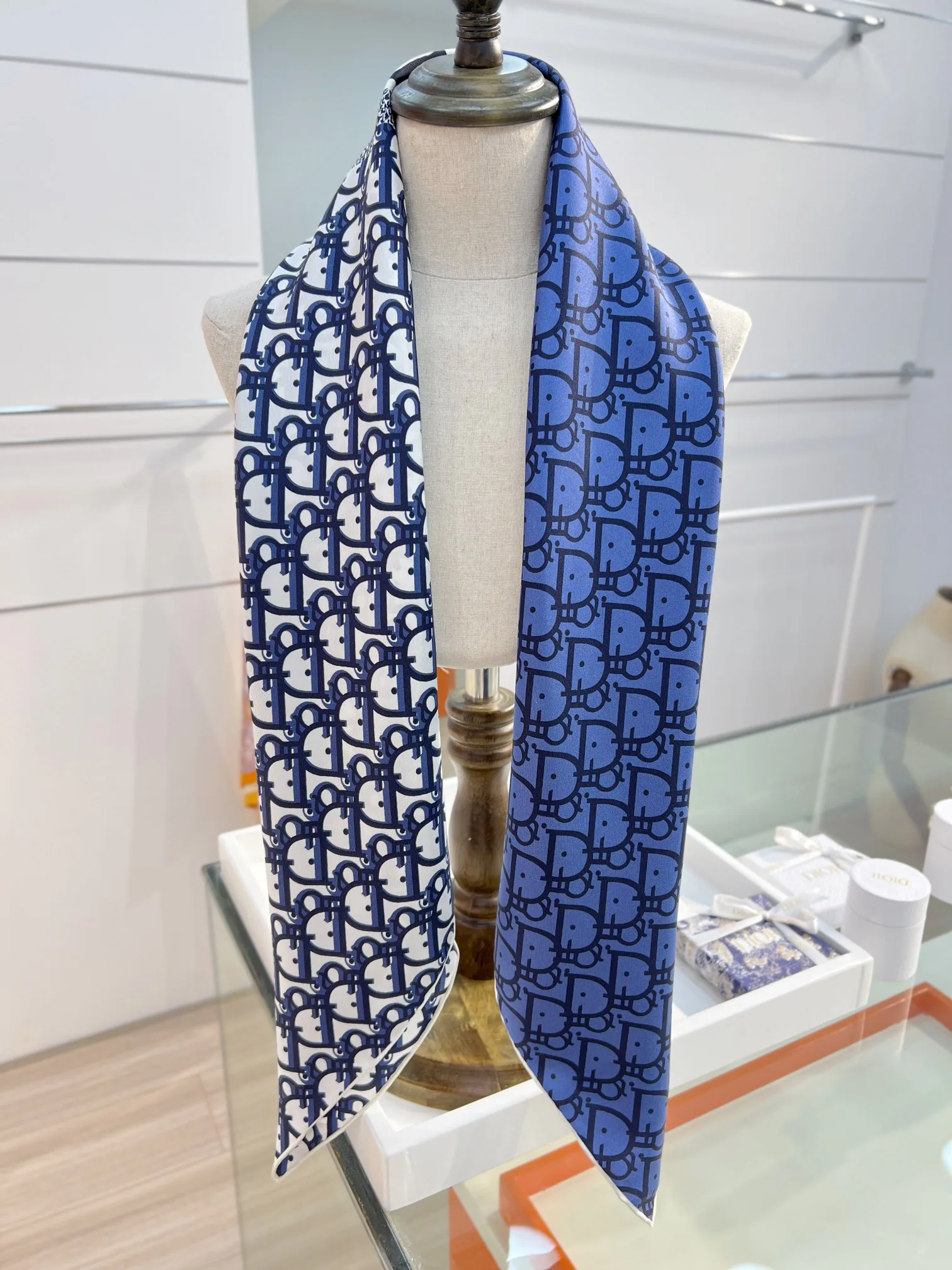 Шарфы Christian Dior 32052