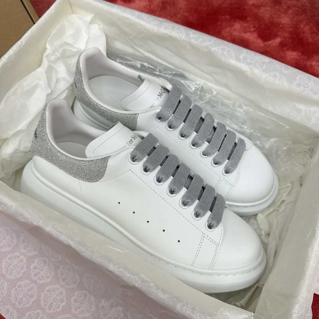Кроссовки Женские Alexander Mcqueen 11472926