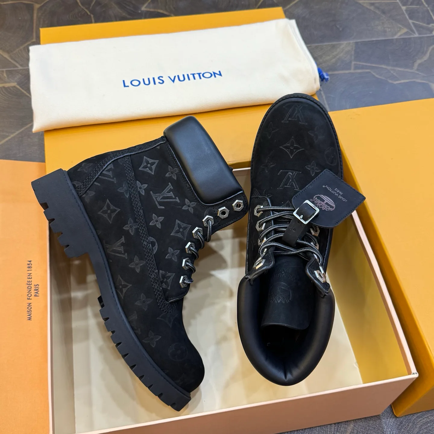 Ботинки Мужские Louis Vuitton 18267071