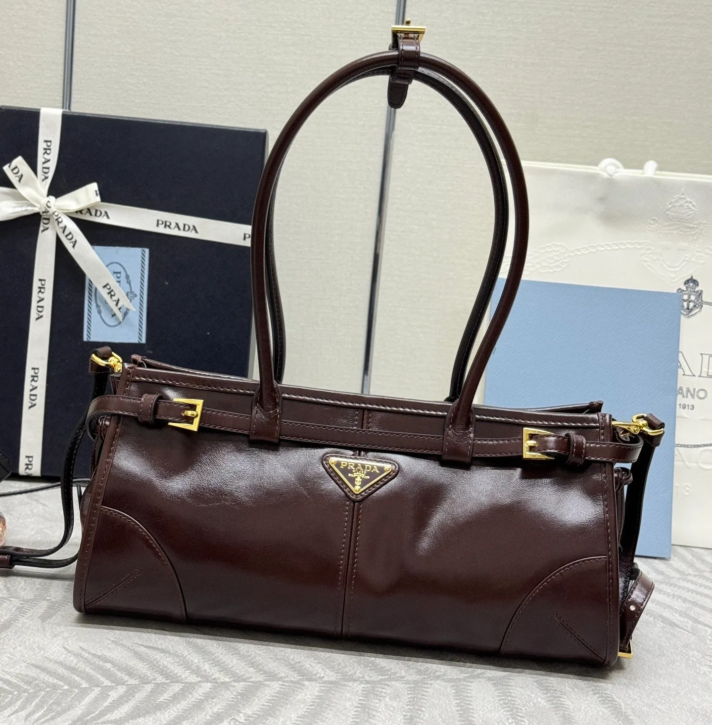 Классические Сумки Женские Prada 11462506