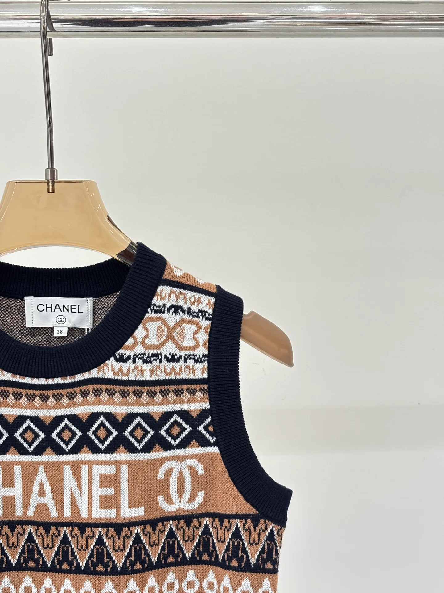 Жилеты Женские Chanel 5050266