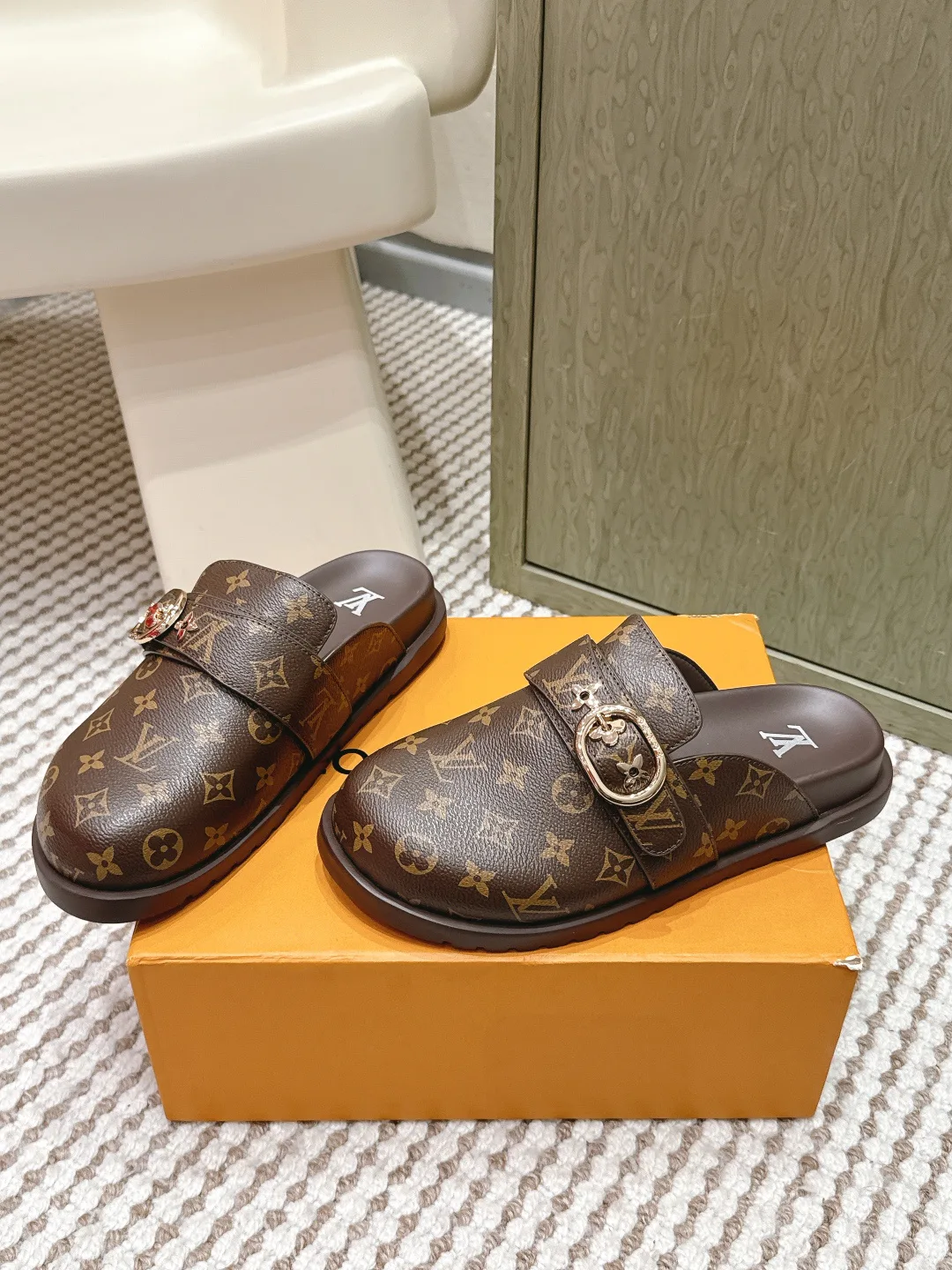 Мюли И Сабо Мужские Louis Vuitton 488322