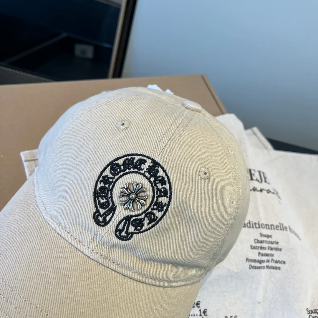 Головные Уборы Chrome Hearts 10776497