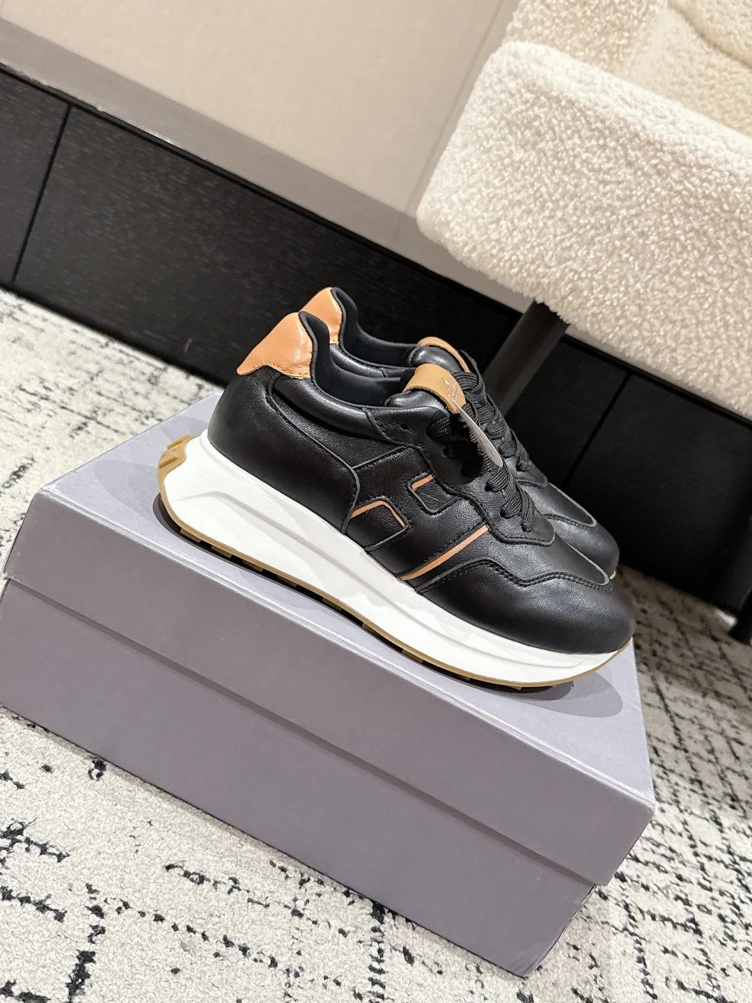 Кроссовки Женские Hogan 1285170
